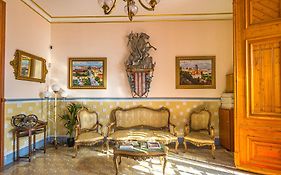 Hotel Llar De Capitans